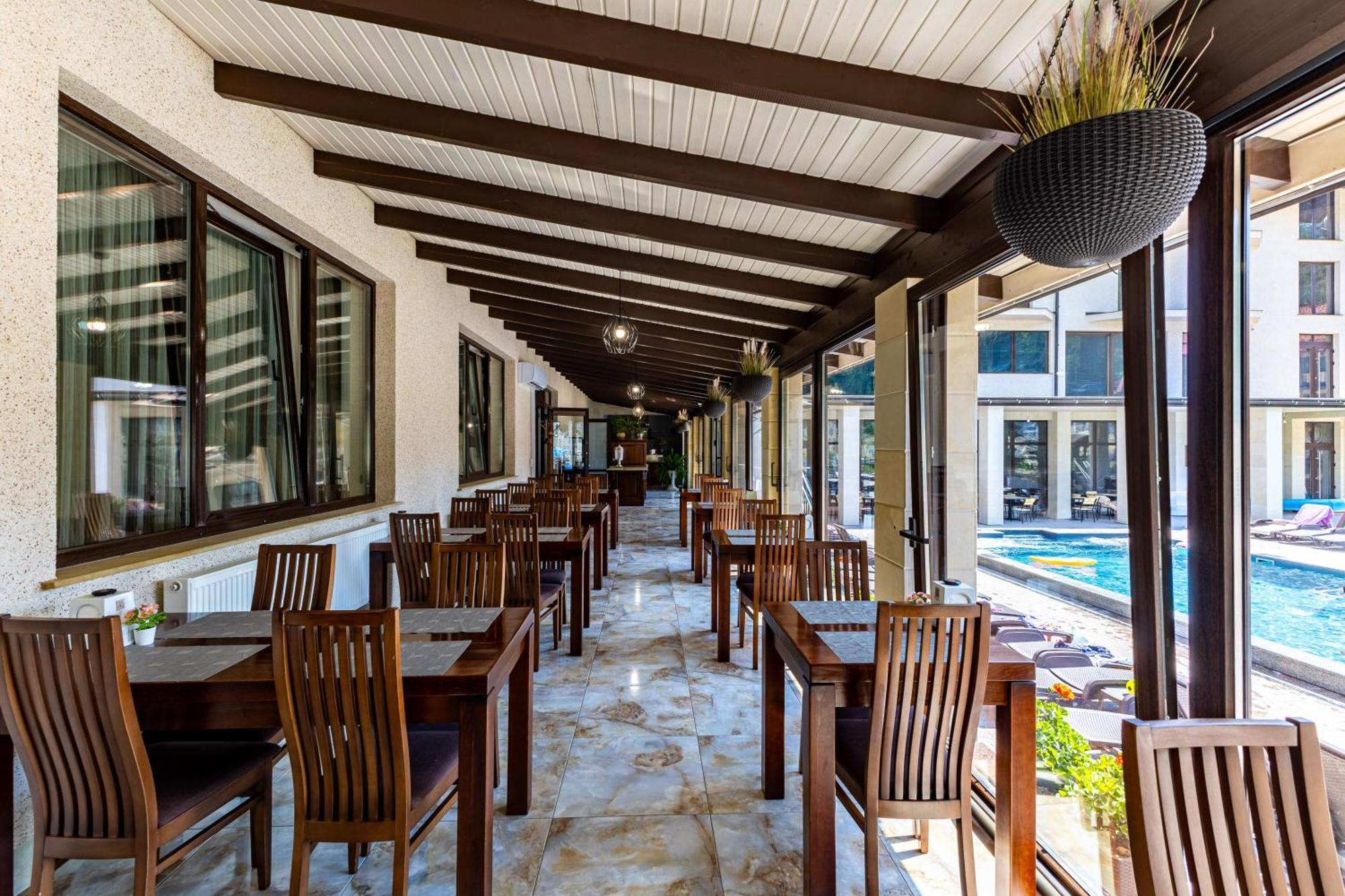 Continental Spa Resort Буковель Экстерьер фото